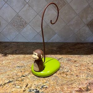 Monkey Banana Holder 5.75 inches BPA Free
